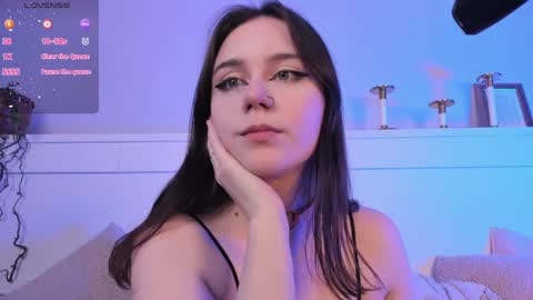 Una  online show from 02-04-25, 12:44