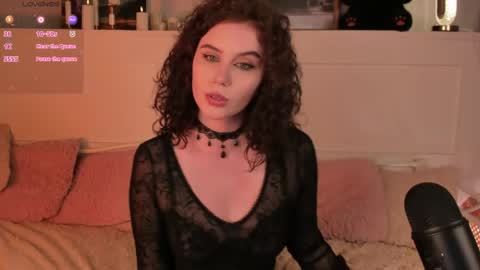 Una  online show from 06-08-26, 12:49
