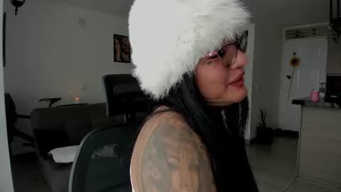 Snapshot of unatatuada chatting on 06-10-26, 06:40 Franchesca online show from 06-10-26, 06:40