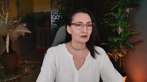 Snapshot of unatera chatting on 01-18-26, 09:24 UnaTera online show from 01-18-26, 09:24