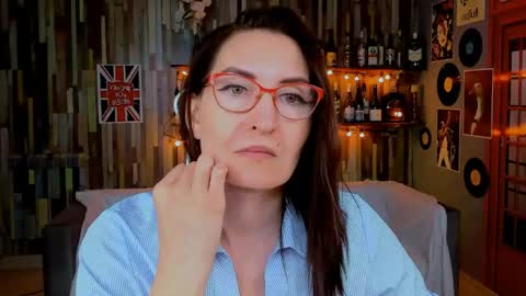 UnaTera online show from 05-25-26, 06:30