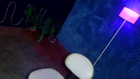 kylie online show from 07-20-26, 07:16