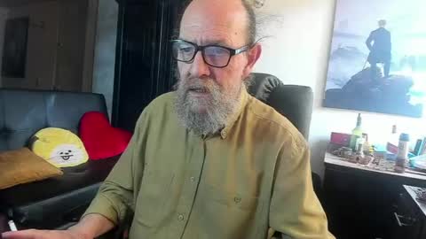 Uncle Hottie online show from 06-02-26, 06:54