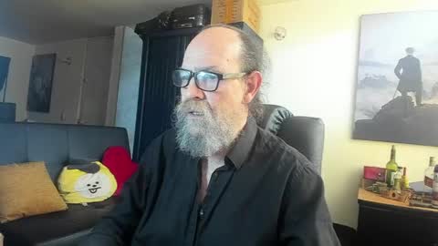Uncle Hottie online show from 06-04-26, 04:46