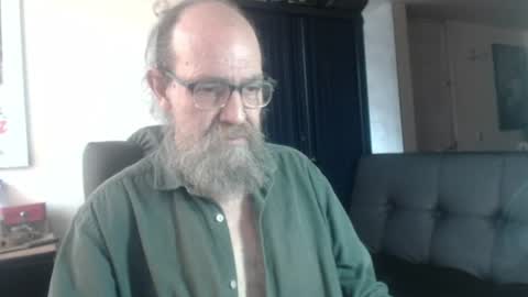 Uncle Hottie online show from 07-30-26, 04:39