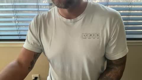 uncleblazer10 online show from 12-01-25, 08:47