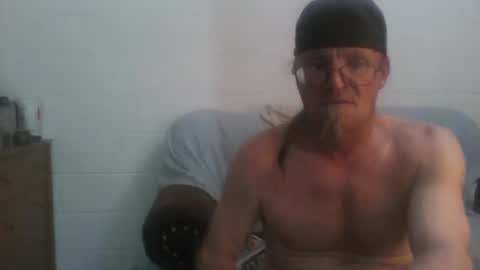 Snapshot of unclemuff chatting on 11-20-25, 12:05 unclemuff online show from 11-20-25, 12:05