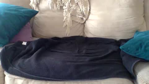 Buzz Bigcock online show from 10-23-25, 08:18