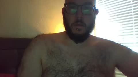 Snapshot of uncuthairyd chatting on 05-16-26, 05:23 uncuthairyd online show from 05-16-26, 05:23