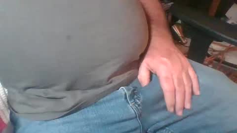 uncutmike7x5 online show from 01-01-25, 07:10