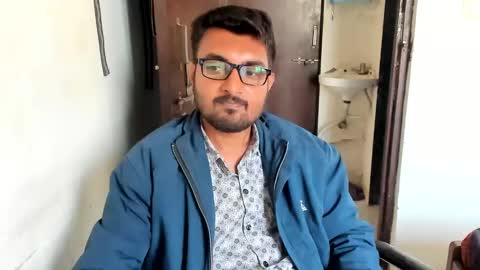 Snapshot of uncutraja chatting on 01-18-25, 11:00 uncutraja online show from 01-18-25, 11:00