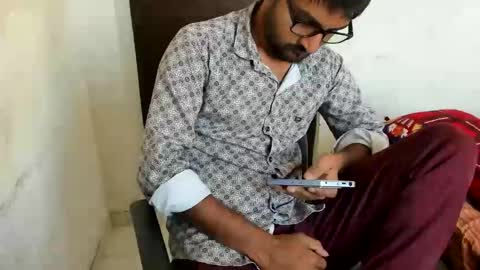 Snapshot of uncutraja chatting on 02-24-25, 05:33 uncutraja online show from 02-24-25, 05:33