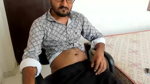 Snapshot of uncutraja chatting on 03-03-25, 03:30 uncutraja online show from 03-03-25, 03:30