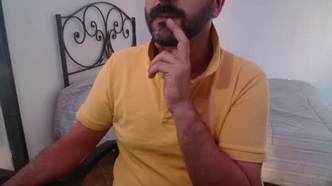 Giov online show from 05-26-26, 04:47