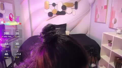 Samantha online show from 10-20-25, 11:32