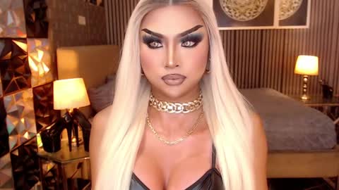 BRIANNA online show from 04-06-26, 08:21