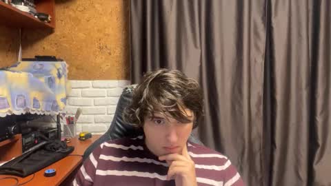 Anri online show from 09-30-25, 08:03