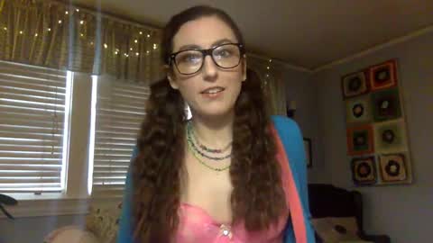 Snapshot of unicornfairy55 chatting on 09-25-25, 03:16 Lola Moonstone online show from 09-25-25, 03:16