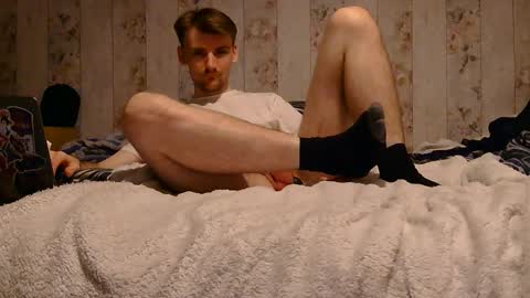 Unknown online show from 12-23-25, 01:03