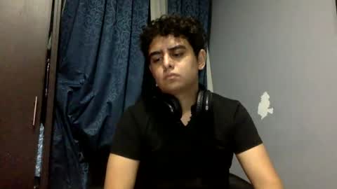 Snapshot of unlimitedfantasy chatting on 02-09-25, 04:46 Thiago online show from 02-09-25, 04:46