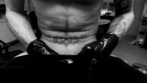 unlitimnaughty_ online show from 01-23-25, 10:32