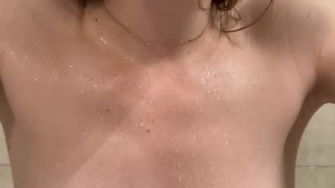 Snapshot of unnabella chatting on 06-14-26, 02:24 UnnaBella online show from 06-14-26, 02:24