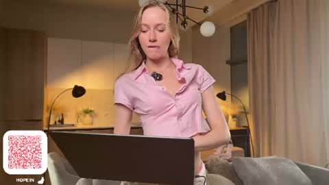 Snapshot of unnabella chatting on 07-13-26, 08:11 UnnaBella online show from 07-13-26, 08:11