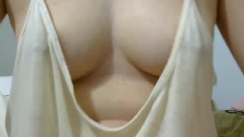 Snapshot of unpenetrated chatting on 06-04-26, 12:00 unny online show from 06-04-26, 12:00
