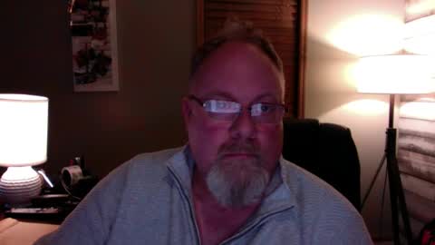 Snapshot of up2later chatting on 12-06-24, 04:14 up2later online show from 12-06-24, 04:14