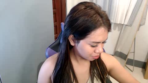 Vee online show from 12-29-24, 06:14