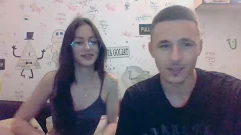 ur fave couplee online show from 05-25-26, 06:25