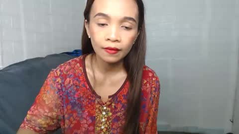 Snapshot of ur_hotgirlxxx chatting on 11-13-25, 03:49 bela online show from 11-13-25, 03:49