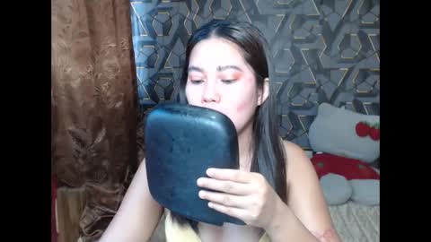 ur_prettychelsie18 online show from 05-30-26, 10:40