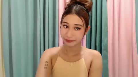 ur_rianlover online show from 11-26-25, 08:26