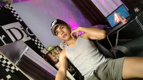 ur_shan21 online show from 07-04-26, 07:20