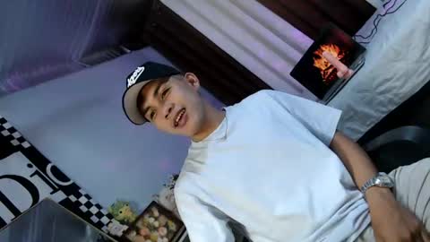 ur_shan21 online show from 07-06-26, 07:27