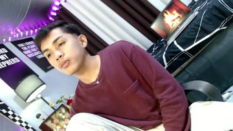 ur_shan21 online show from 08-04-26, 07:38