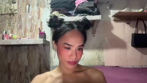 Snapshot of ur_sweet_atarah18 chatting on 02-05-26, 05:45 Atarah online show from 02-05-26, 05:45