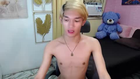 urasian_john20 online show from 05-26-26, 08:54