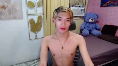 urasian_john20 online show from 05-27-26, 07:27