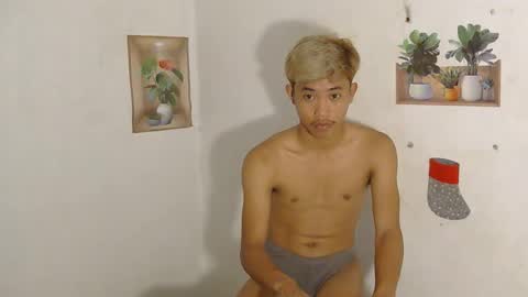 urasian_jomarie online show from 04-22-26, 09:05