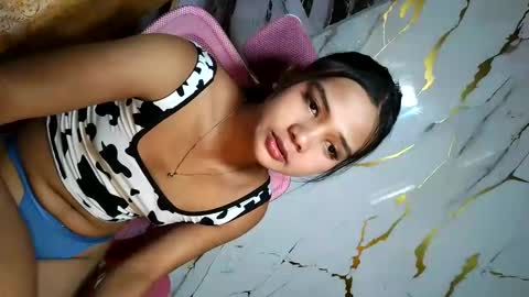 urasian_latinaxxx online show from 06-11-26, 02:53