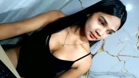 urasian_latinaxxx online show from 07-01-26, 11:01