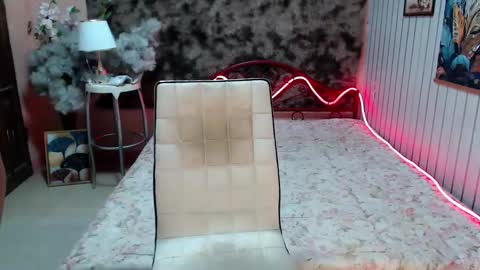 HI WE ARE NATHANIEL AND SEV online show from 01-14-26, 06:57