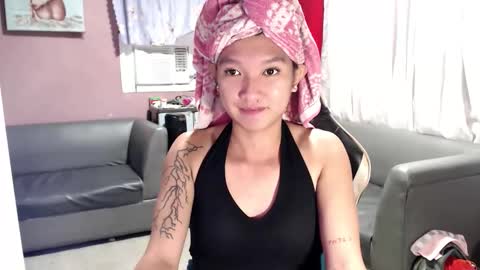 NEWRA  ALLISON online show from 09-18-25, 02:13