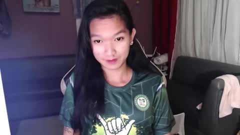 NEWRA  ALLISON online show from 10-26-25, 07:42