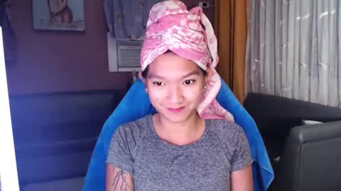 NEWRA  ALLISON online show from 10-30-25, 03:57