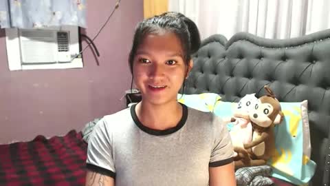 NEWRA  ALLISON online show from 05-06-26, 01:25