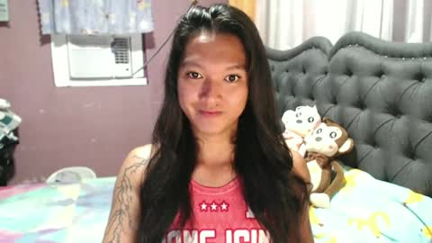NEWRA  ALLISON online show from 06-16-26, 03:31