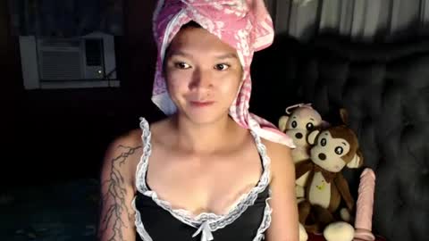 NEWRA  ALLISON online show from 07-20-26, 03:58
